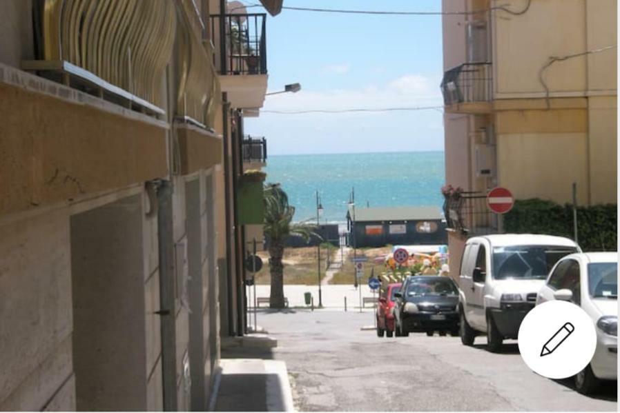 Pozzallo Mare Apartment Exterior photo